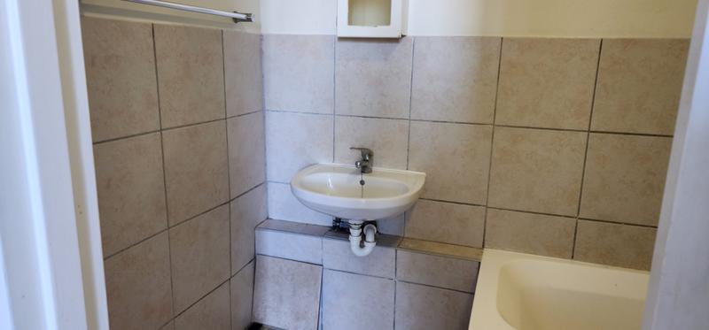 1 Bedroom Property for Sale in Woodstock Western Cape